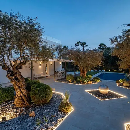 Roma, Luxury Villa Marbella