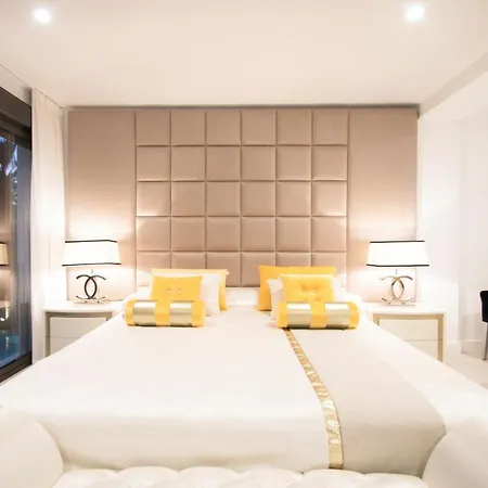 Roma, Luxury Villa