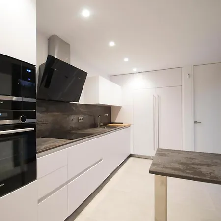 Roma, Luxury Marbella